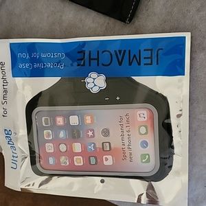 NIP armband phone holder